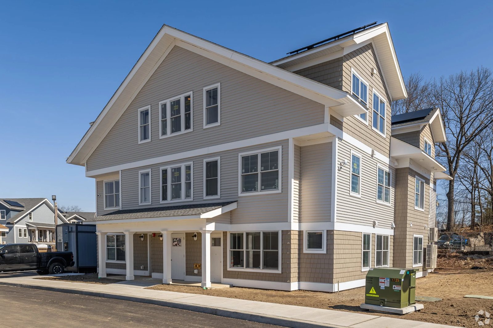 Oak Grove exterior, Building A